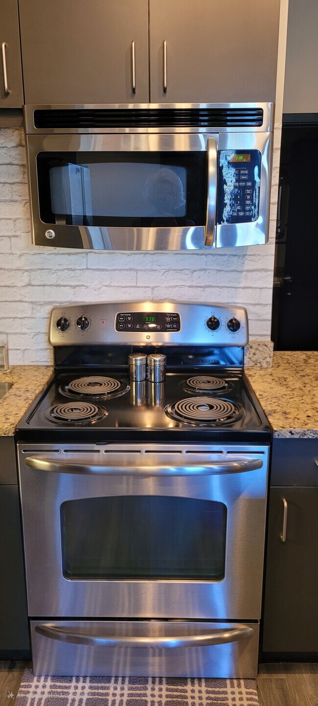 Photo - 5300 Peachtree Rd Unit 3513