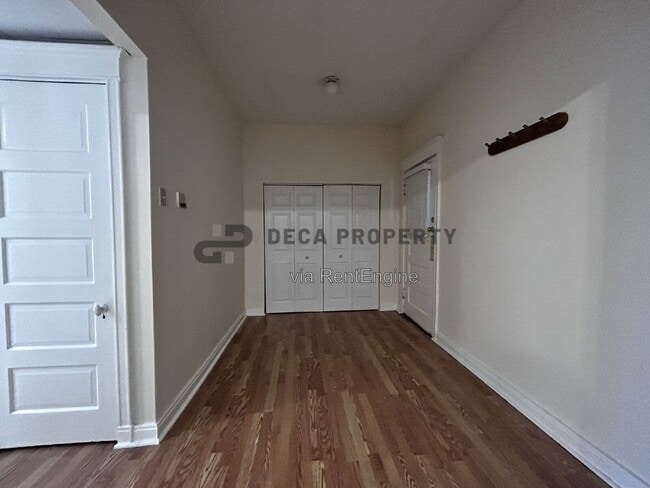 Photo - 4957 McPherson Ave Unit F
