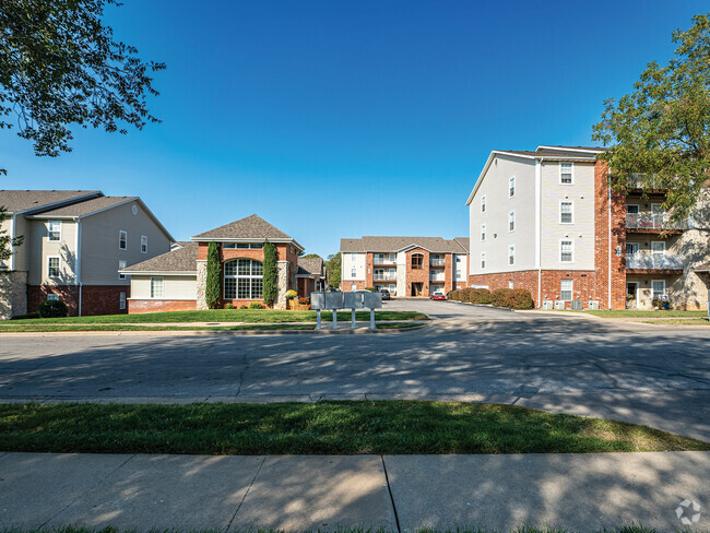 Building Photo - Battlefield Park Apartments