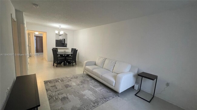 Photo - 7775 NW 22nd St Unidad 105 Rental