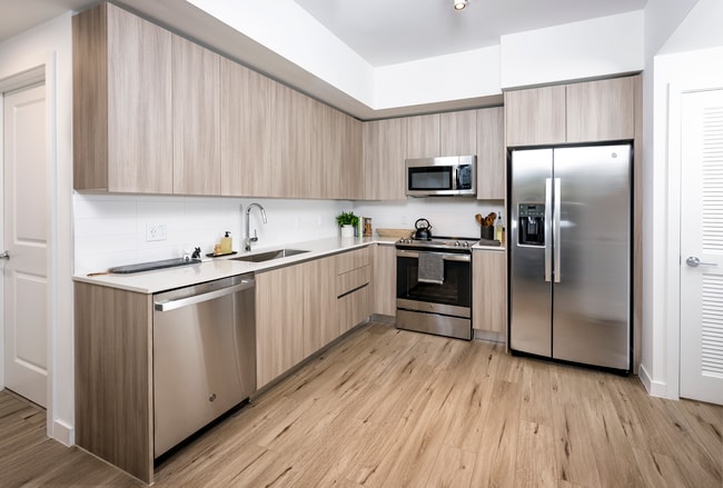 Building Photo - 7197 W 4th Way Unit 201 Rental