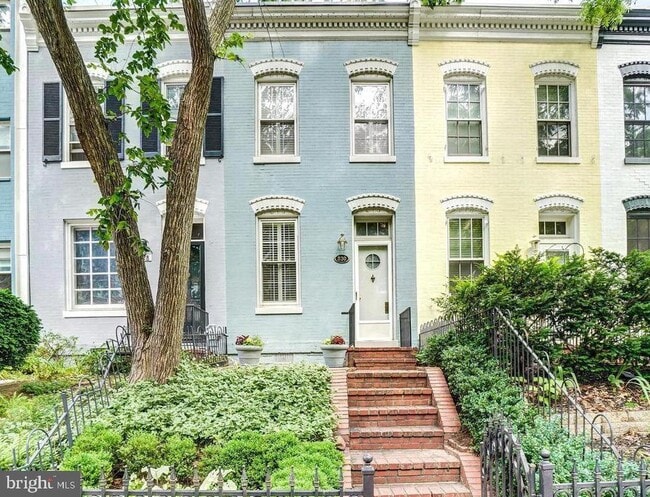 Building Photo - 830 New Hampshire Ave NW Rental