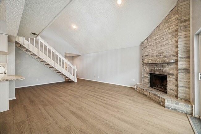 Photo - 13838 Beech Hollow Ln