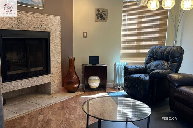 2181 Panorama Dr Unit #