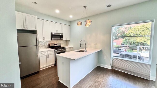 Photo - 401 15th St SE Unidad 203