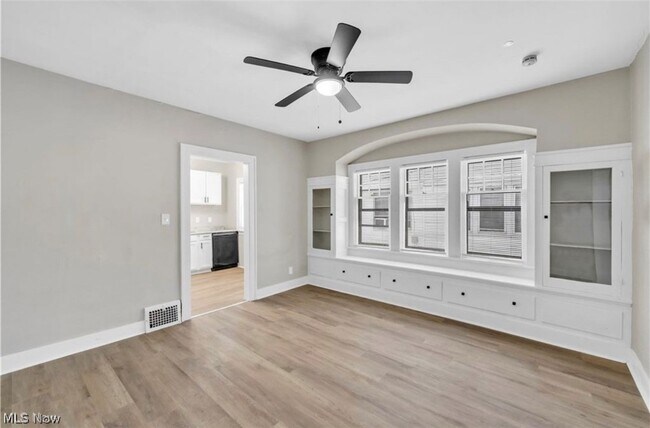 Photo - 3522 E 154th St