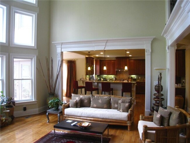 Photo - 9858 Talisman Dr