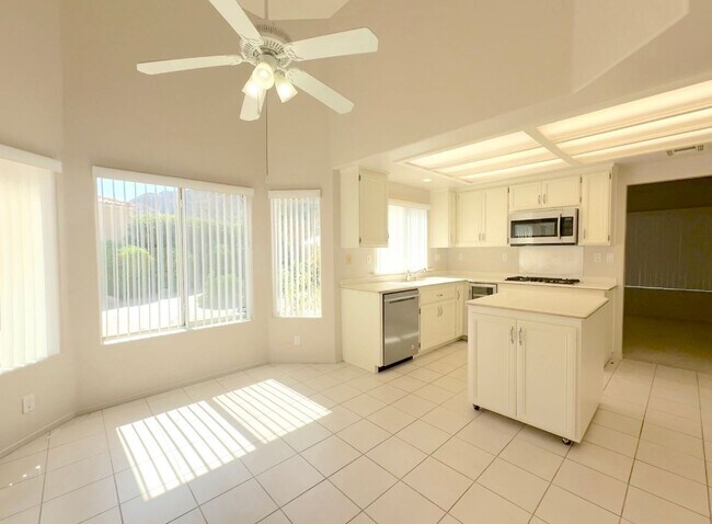 Photo - AVAILABLE NOW  ! LOVELY 3 Bedroom/ 2 Bathroom Home in Laguna De La Paz!****MOVE IN SPECIAL! 50% O...