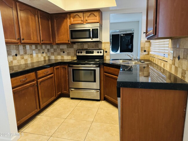 Photo - 6209 W Nancy Rd