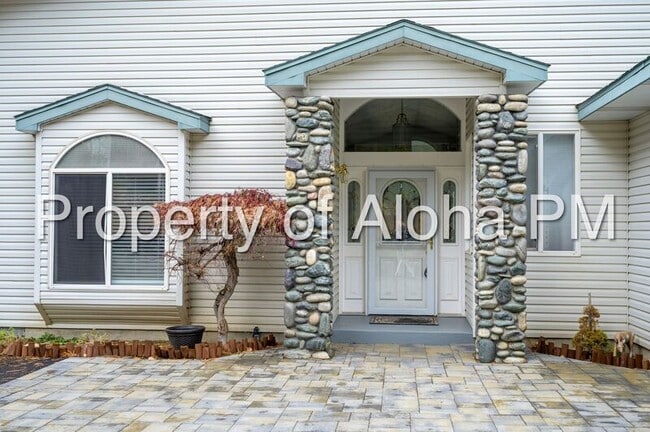 Photo - 108 Lakeshore Dr