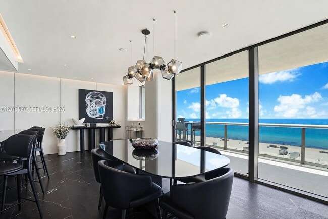 Photo - 5875 Collins Ave Unidad 902