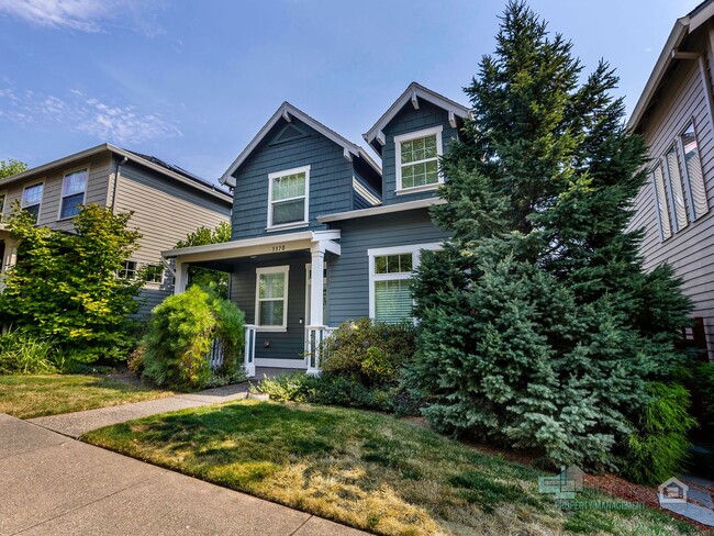 Beautiful 3 Bed/3 Bath Home! - Beautiful 3 Bed/3 Bath Home!