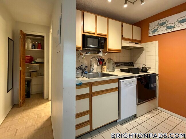 Photo - 26 Waverly St Unidad 304