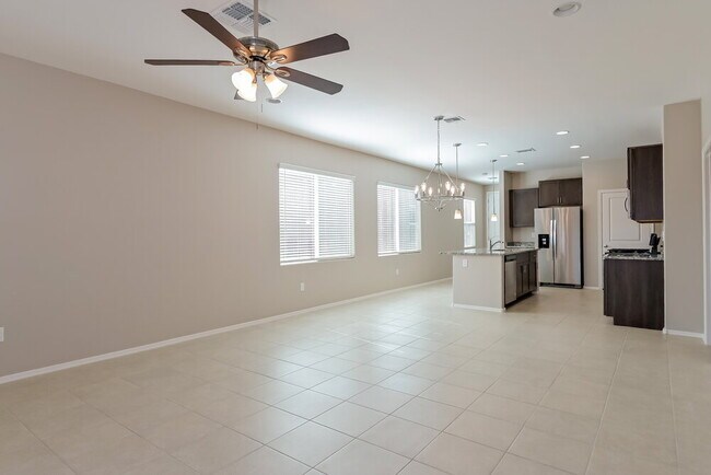 Photo - 849 E Artesia Pl