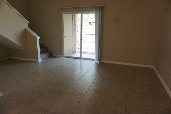 Photo - 2 bedroom townhome on Westside Near NAS