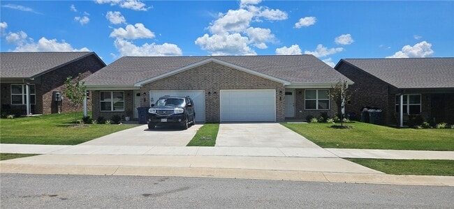 Building Photo - 535 NW 69th Ave