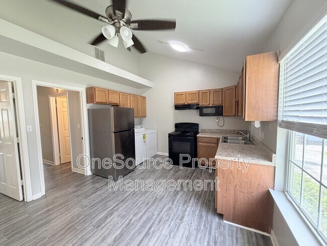 Photo - 1707 S Calhoun St