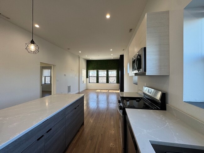 Photo - 1303 S California Ave Unit 4W