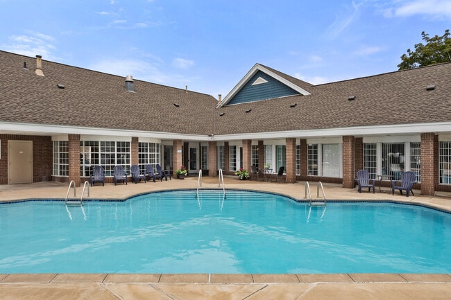 Building Photo - Meridian Pointe