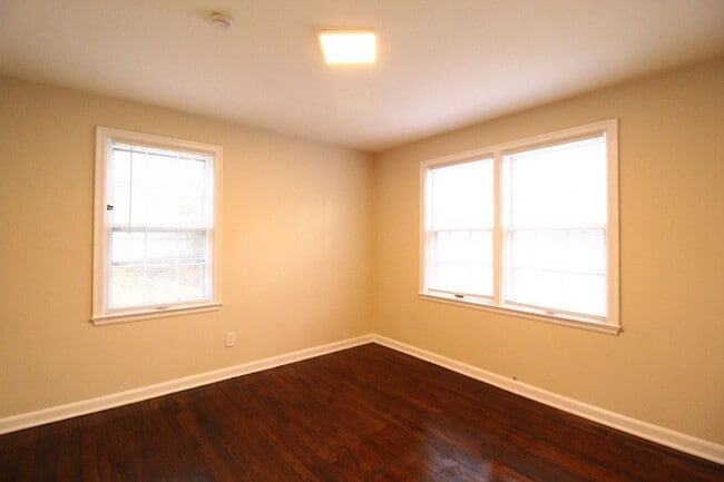 Photo - January FREE On This 1 Bedroom 1 Bath Duplex in Navy Hill Area in Olathe