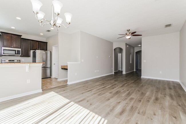 Photo - 1090 Hermosa Way