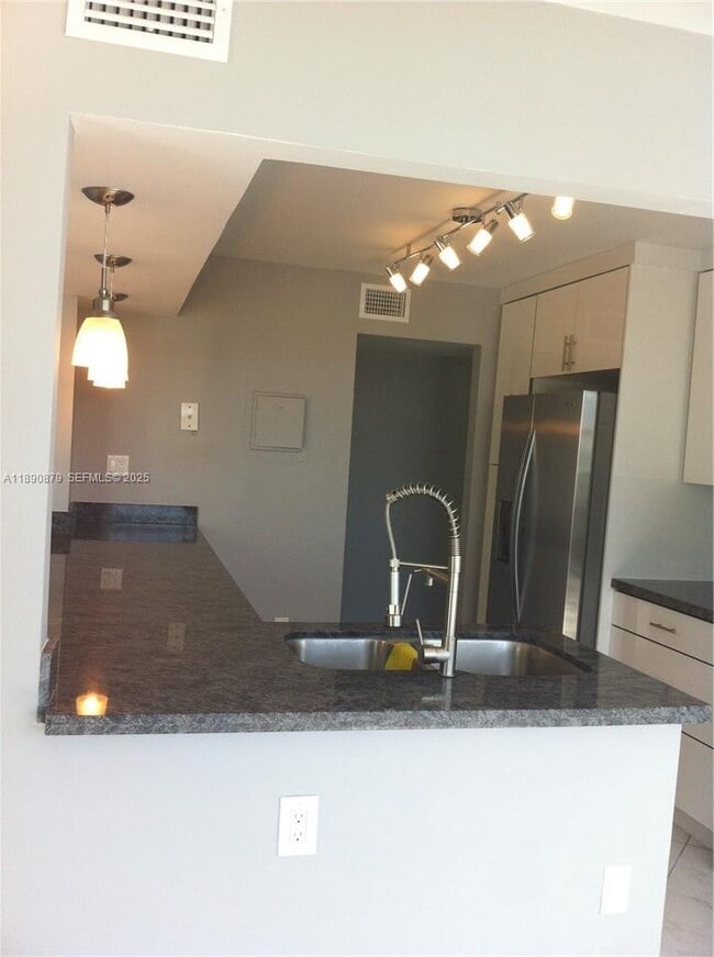 Photo - 16558 NE 26th Ave Unit 5I