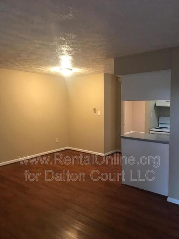 Photo - 1972 Cambridge Dr Condo Unit 5