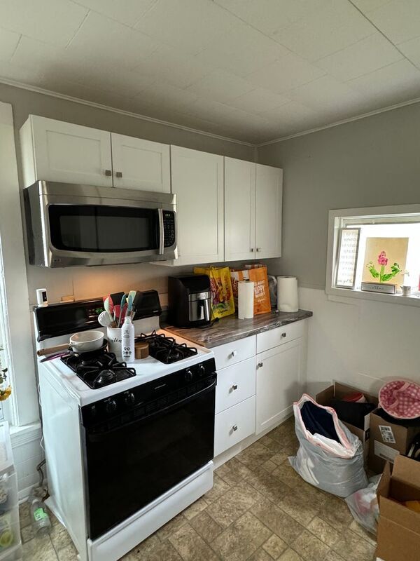 106 Cottage St