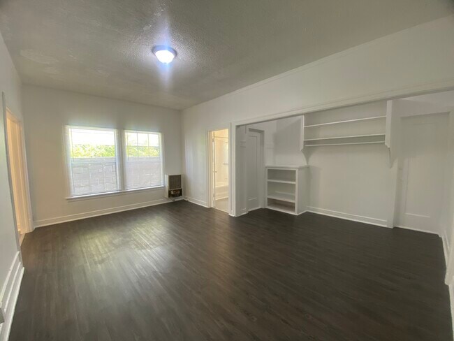 Photo - 836 S. Harvard LLC