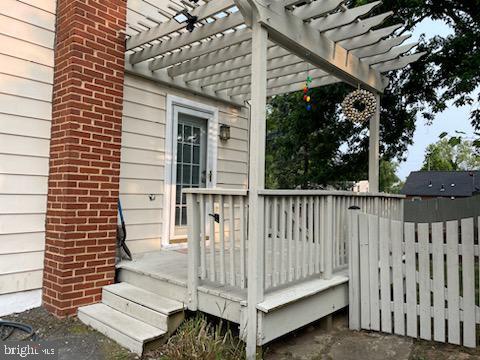 Photo - 1015 Veirs Mill Rd