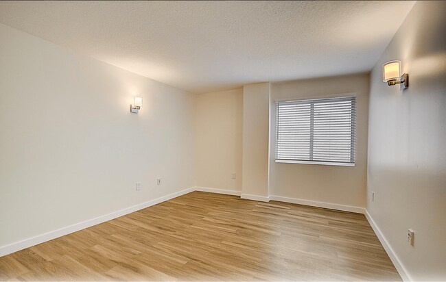 Biscayne Gardens  Apartments