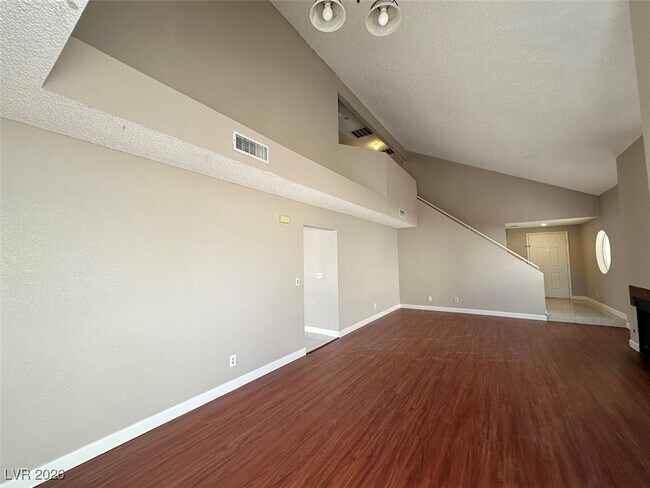 Photo - 120 Clifton Heights Dr