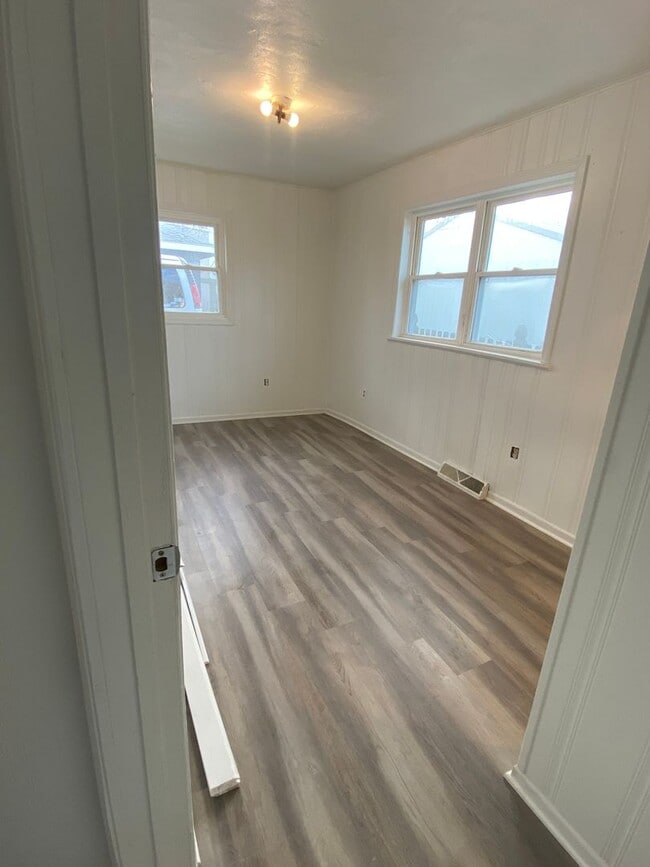 Photo - 1245 Butler St