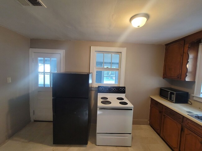 Photo - North Columbia House