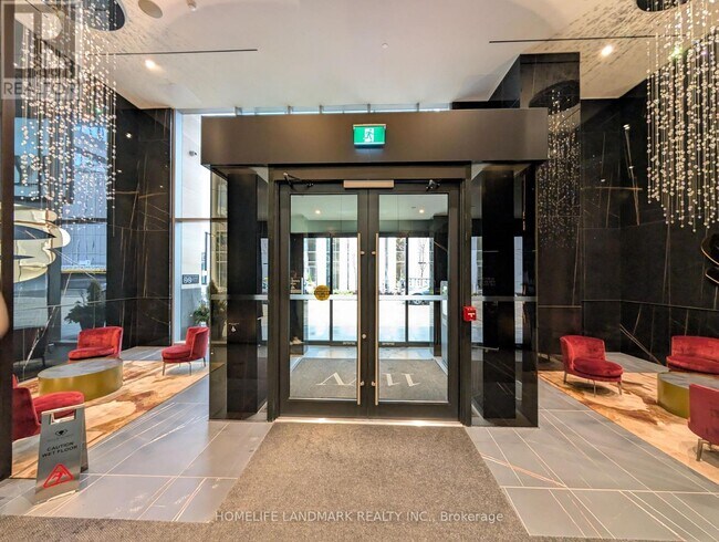 Photo - 11 Yorkville Ave Unité 2210