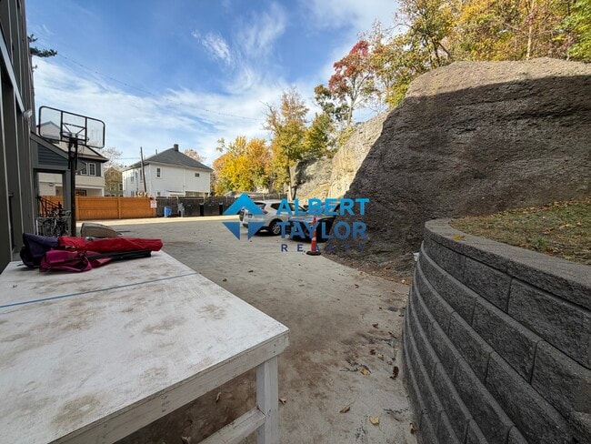 Photo - 145 Cedar St