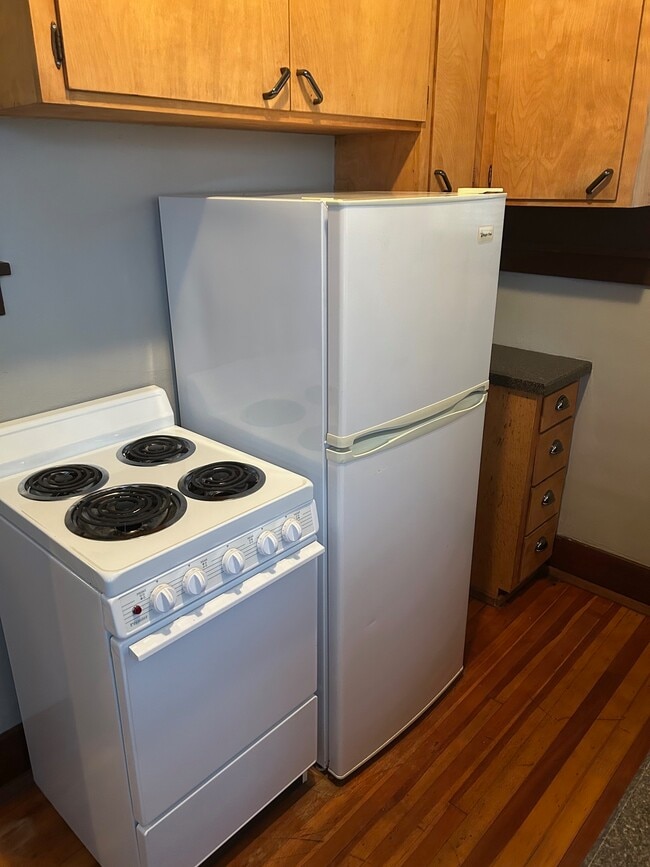 Photo - 217 E 2nd St Unit 1