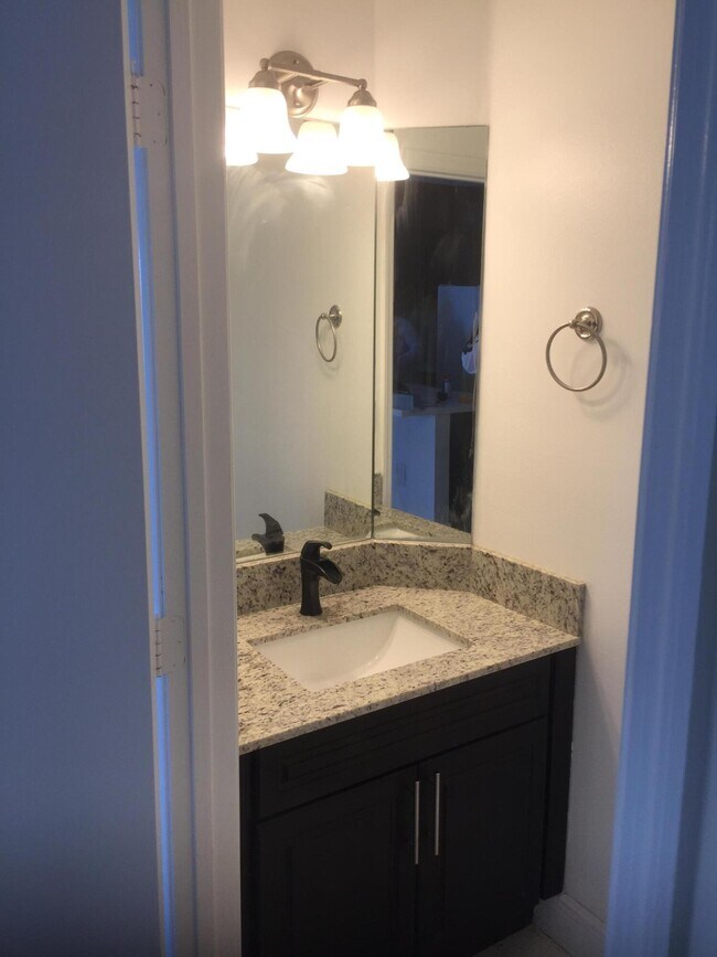 Photo - 401 SW 120th Ave