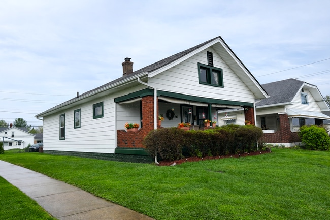 Building Photo - 1405 N Mount Street