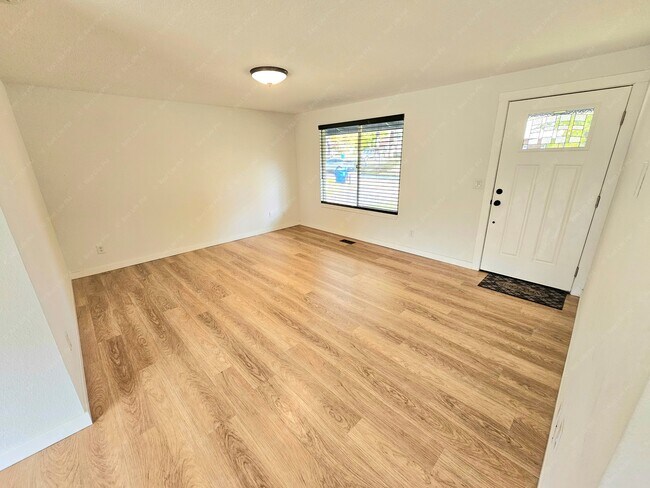 Photo - 7739 SE 101st Ave