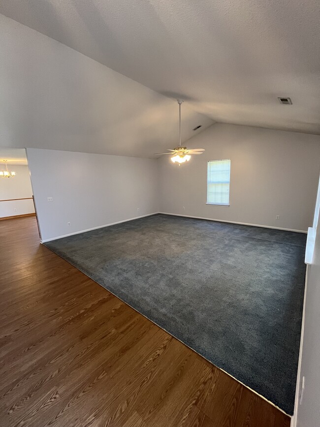 Photo - 7 Willow Wood Ct