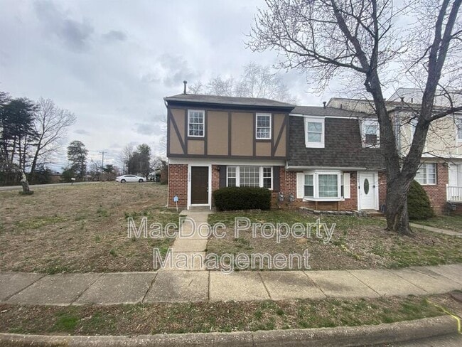 Photo - 1000 James Madison Cir Townhome