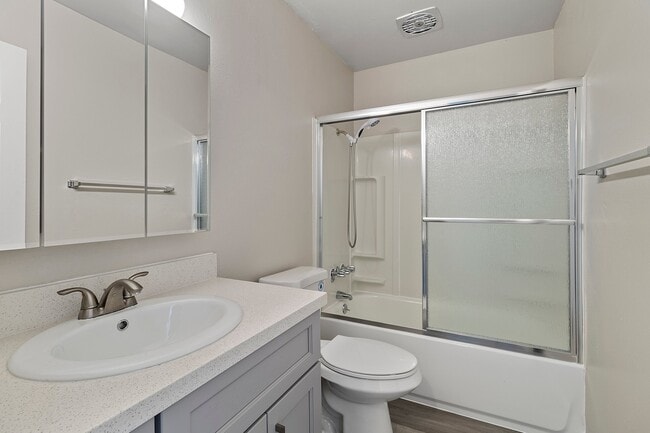 Whispering Oaks Apartments
