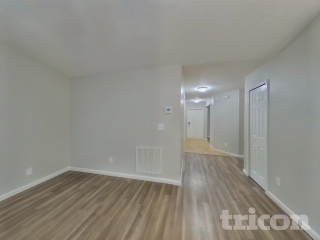 Photo - 13 Slocum Path