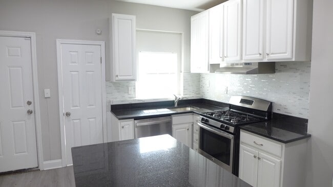 Photo - 619 McKewin Ave