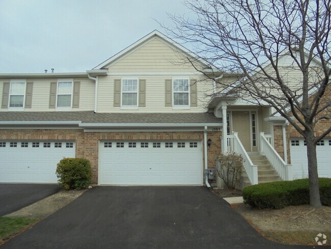 Building Photo - 1595 Millbrook Dr Rental