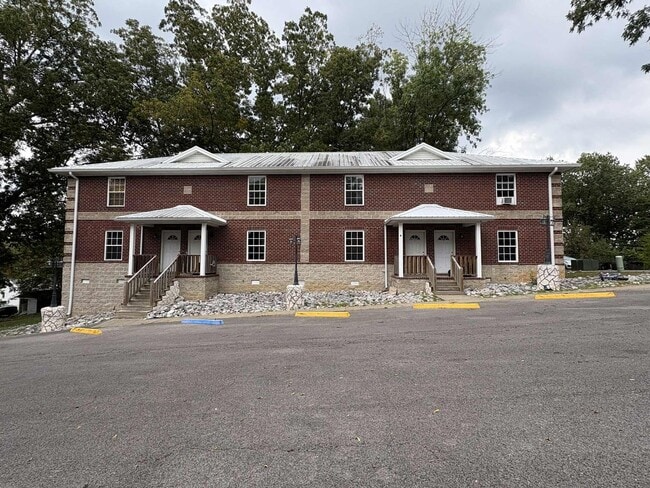 Building Photo - 527 A - D Unit 527D