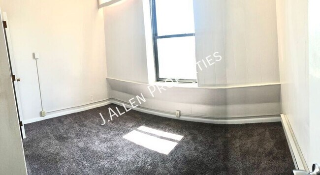 Photo - 311 N 12th St Unidad 306