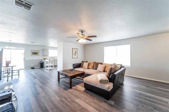 Photo - 9844 Sparrow Hawk Ln