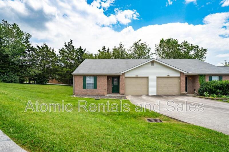 Photo - 322 Hawthorne Oaks Way